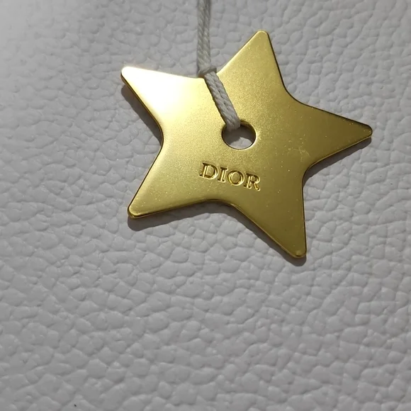 BRAND NEW DIOR PACKAGING, SHOPPING BAG WITH CHARM - Picture 2 of 2